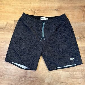 WELLEN Performance Lined Swim Trunks - 7" in Charcoal Dot  XL EUC